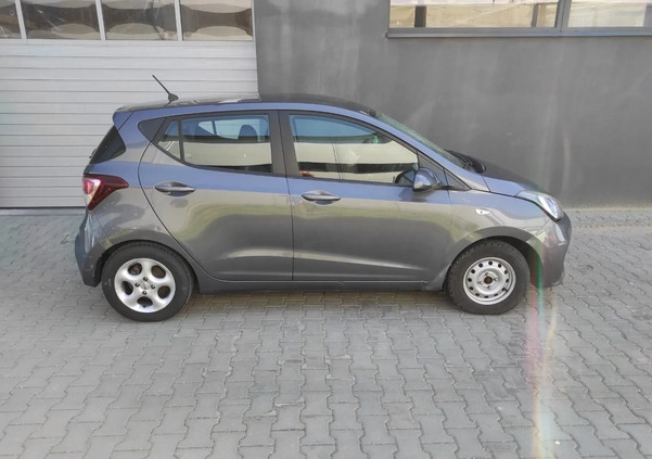Hyundai i10 cena 15000 przebieg: 108500, rok produkcji 2016 z Żywiec małe 172
